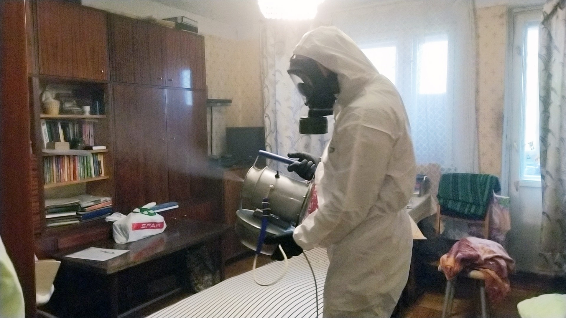 ФОТО Безопасны ли препараты для дезинсекции в Красногорске? | подробно